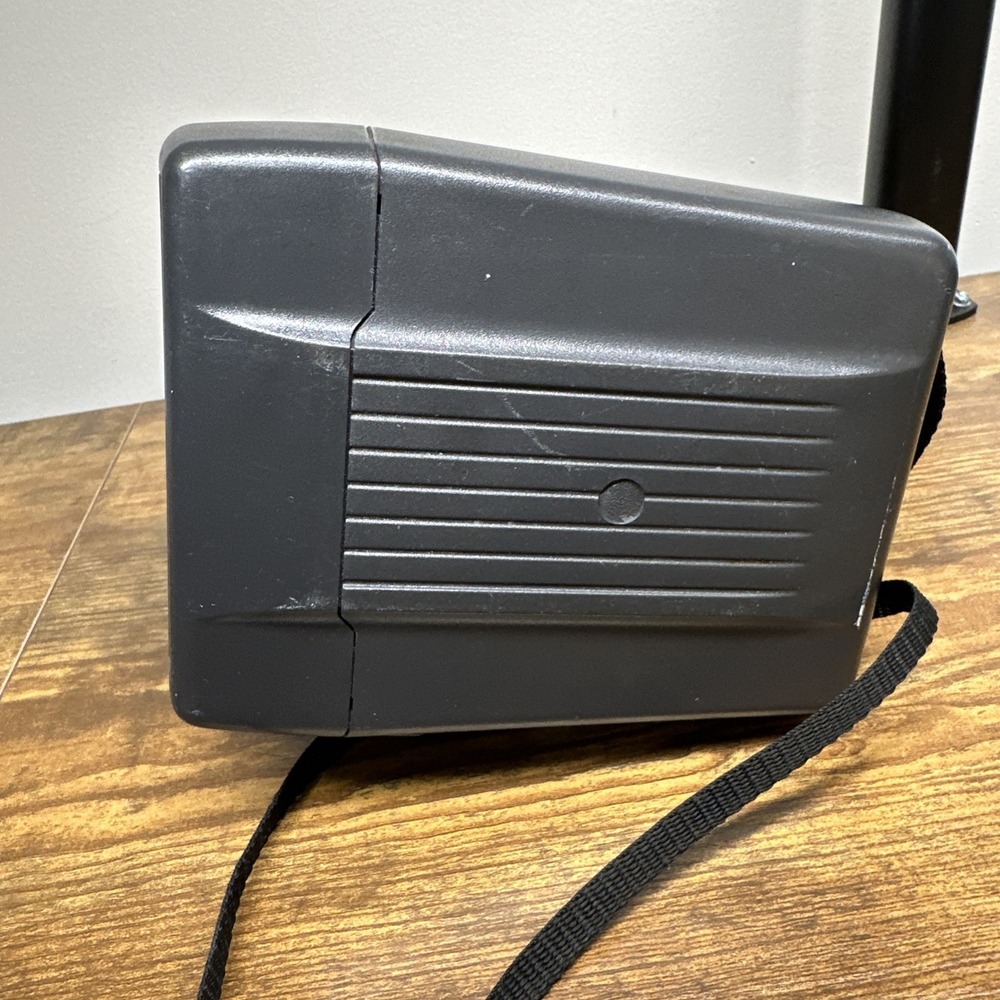 Polaroid One Step 600 Instant Film Camera Untested - Picture 6 of 8